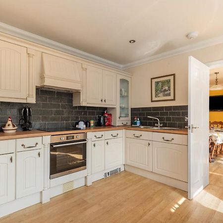 Sunningdale - Beach Side Cottage, Sea Views, Parking Saundersfoot Exteriér fotografie